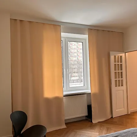 Apartament Przy Lazienkach Krolewskich Warsaw Exterior photo